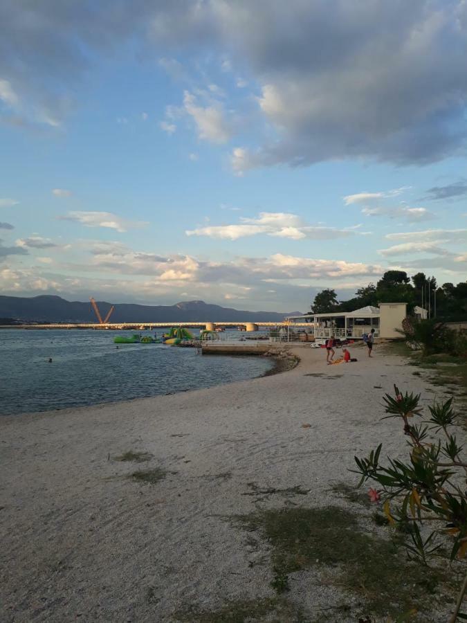 Apartment Dinka Trogir Bagian luar foto