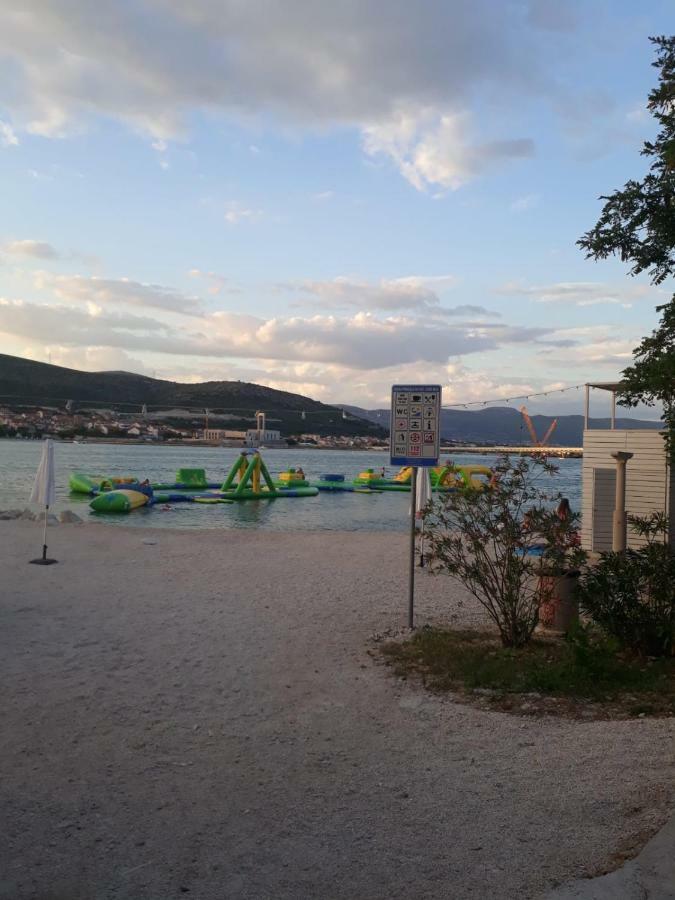 Apartment Dinka Trogir Bagian luar foto